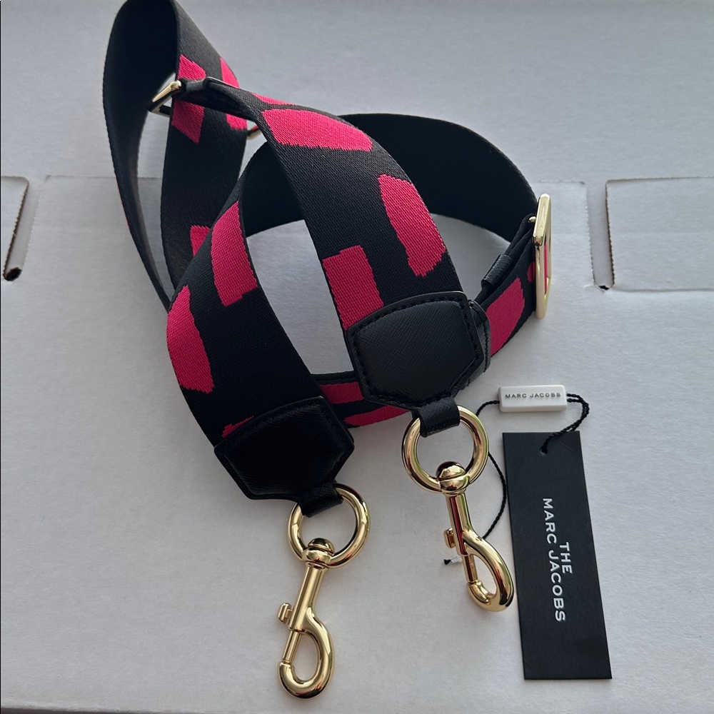 Marc Jacobs THE WOVEN WEBBING STRAP Black/ Fuschia New with Unattached Tag